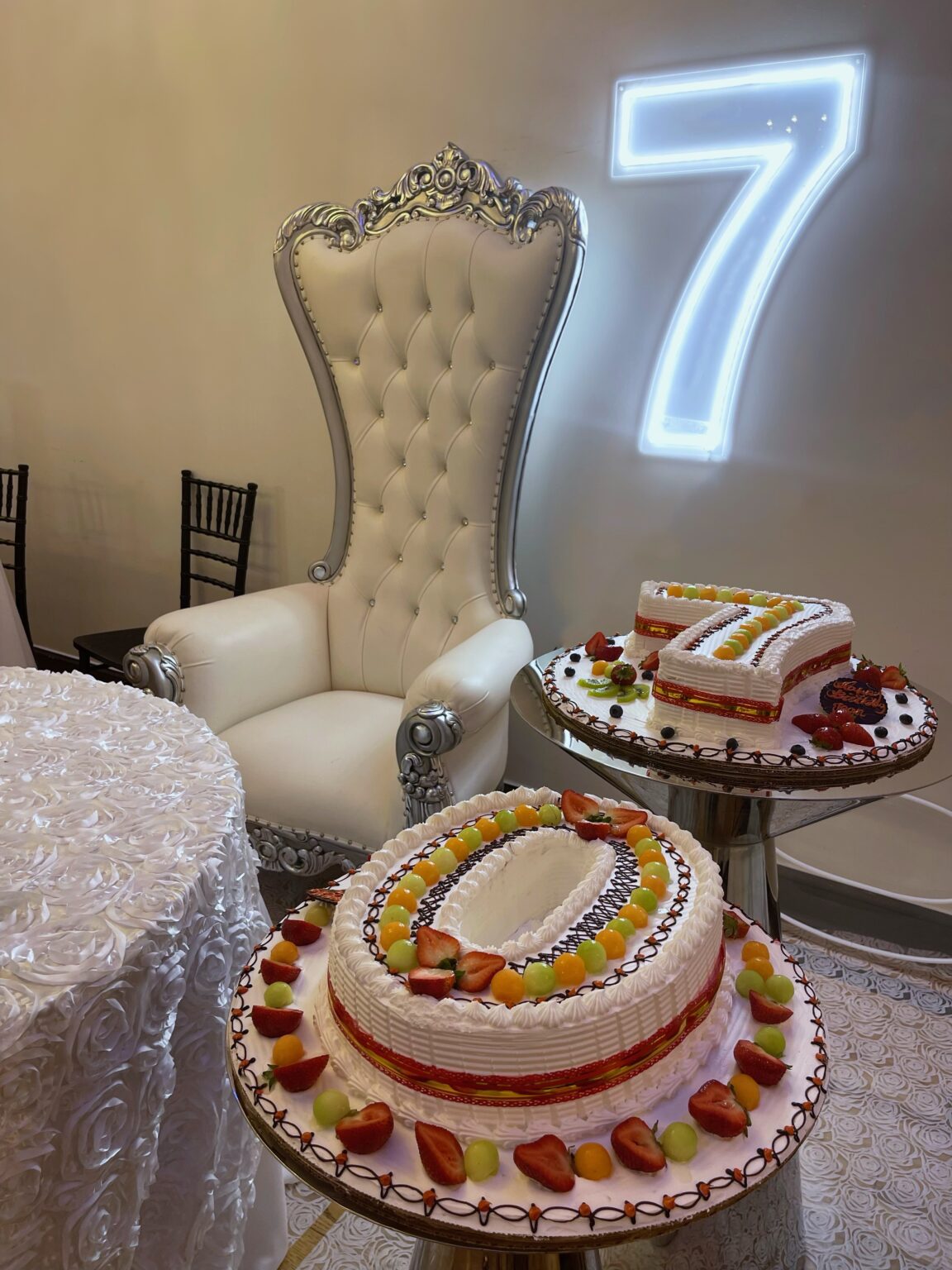 Gallery Ikes Grand Hall