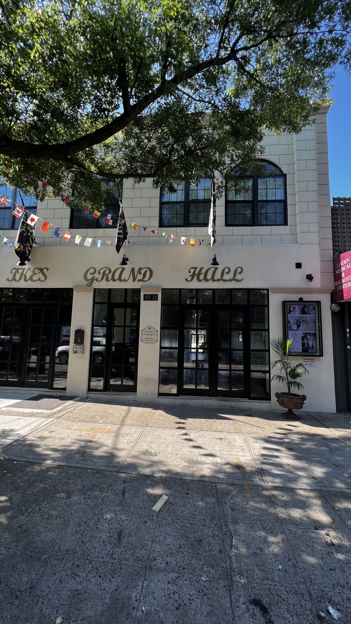 Gallery Ikes Grand Hall